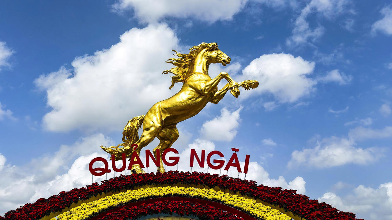 Đà Nẵng và Quảng Ngãi trình làng linh vật ngựa mang khát vọng bứt phá