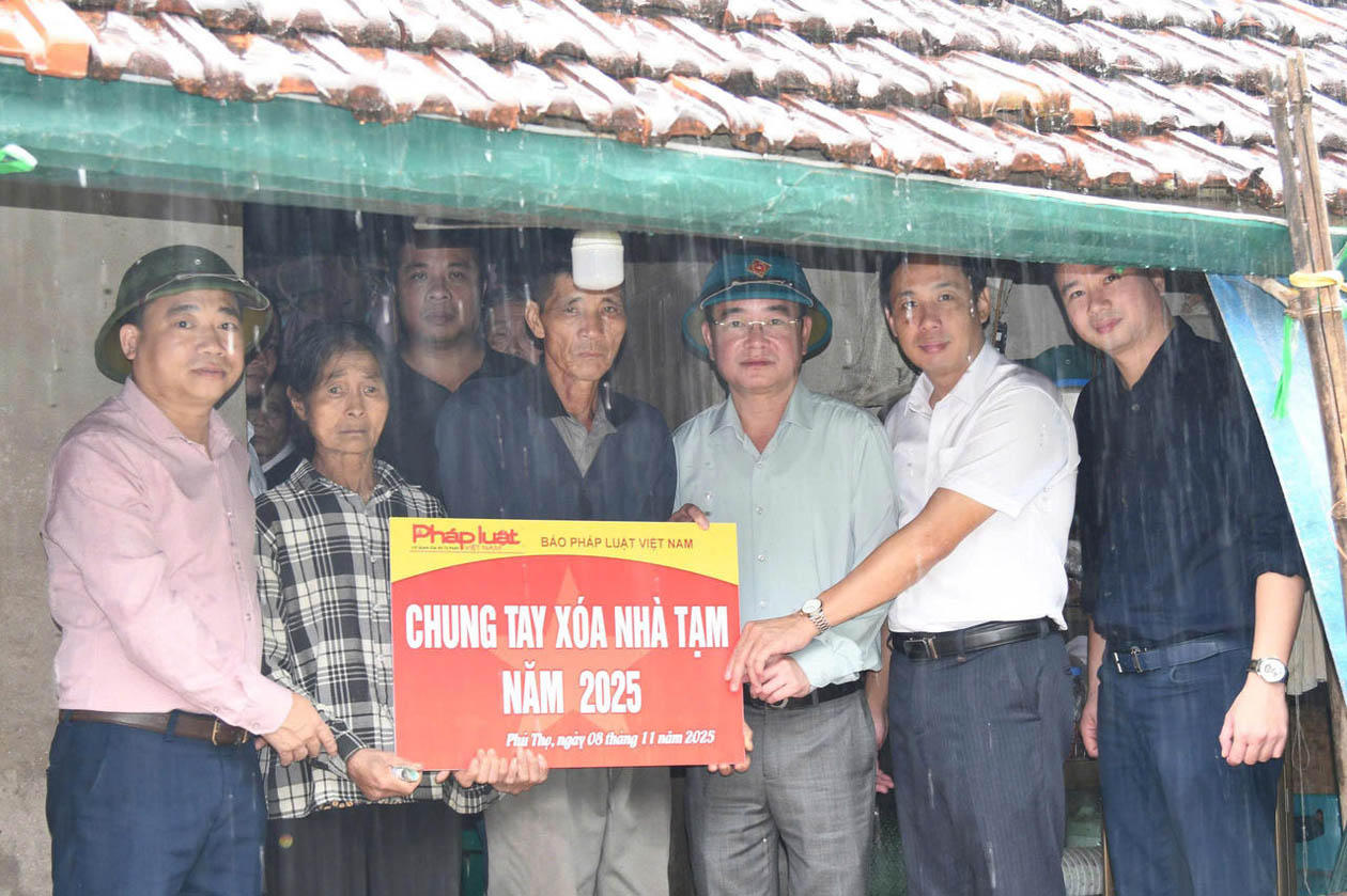 Trao mái ấm đến với hộ gia đình ông Nguyễn Văn Minh ở xã Liên Minh, tỉnh Phú Thọ (tháng 11/2025).