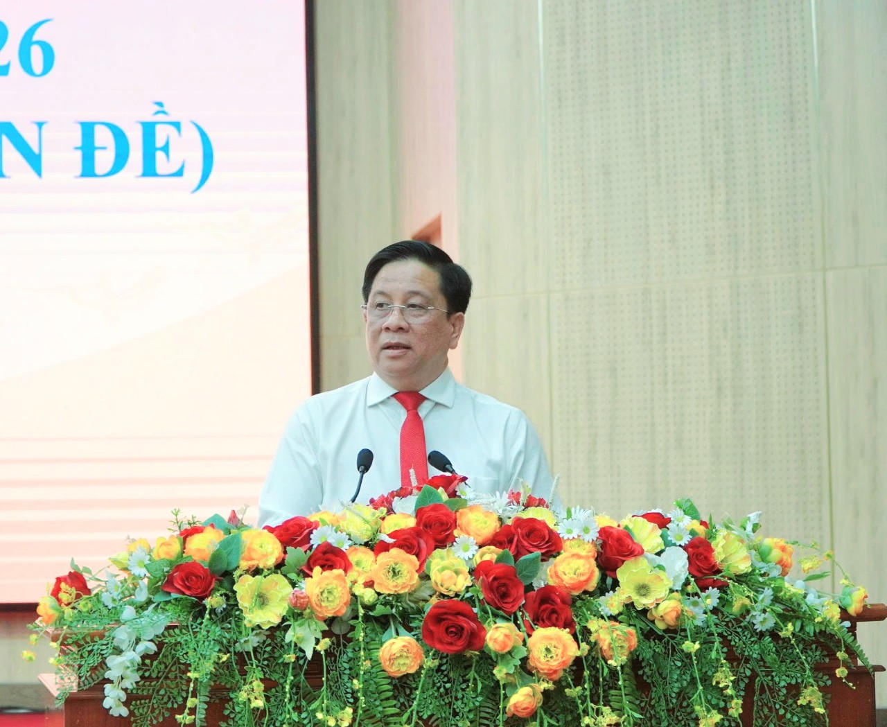 Ông Hồ Văn Mừng, Ủy viên Trung ương Đảng, Phó Bí thư Tỉnh ủy, Chủ tịch UBND tỉnh An Giang.