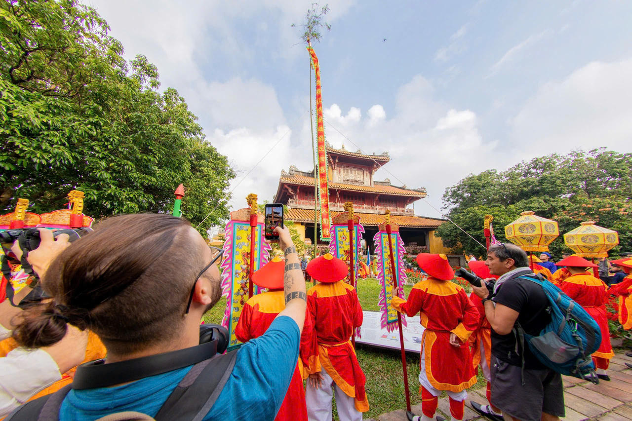 Nghi lễ mang ý nghĩa mừng năm mới, tiễn năm cũ và cầu chúc một năm mới bình an, mưa thuận gió hòa, quốc thái dân an, dân chúng làm ăn thuận lợi.&nbsp;
