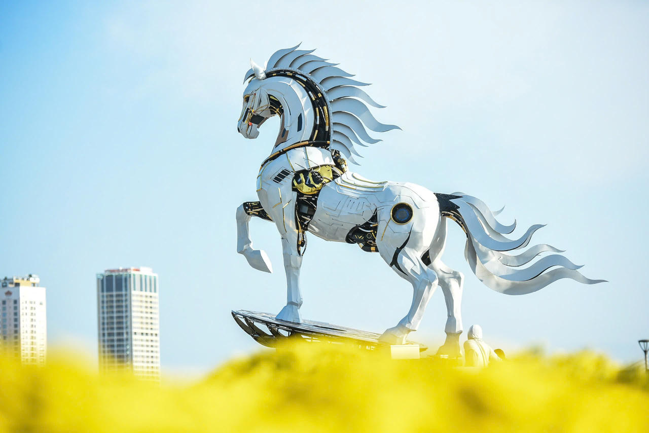 Đà Nẵng và Quảng Ngãi trình làng linh vật ngựa mang khát vọng bứt phá