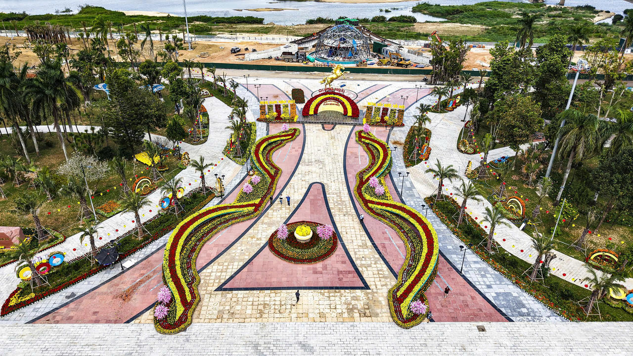 Đà Nẵng và Quảng Ngãi trình làng linh vật ngựa mang khát vọng bứt phá