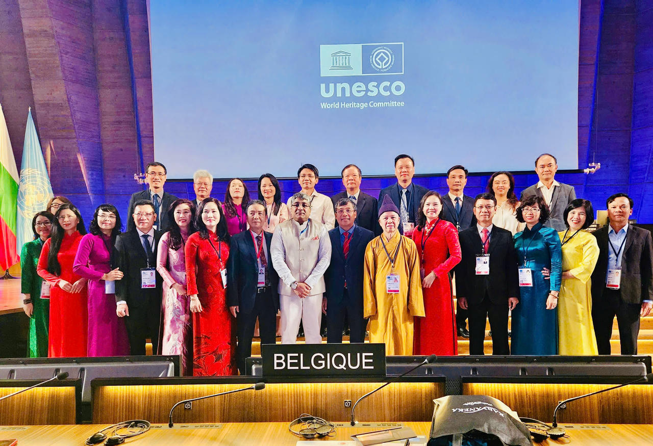 Đoàn Việt Nam tham gia Kỳ họp lần thứ 47 của Ủy ban Di sản Thế giới tại Trụ sở UNESCO, Cộng hòa Pháp.