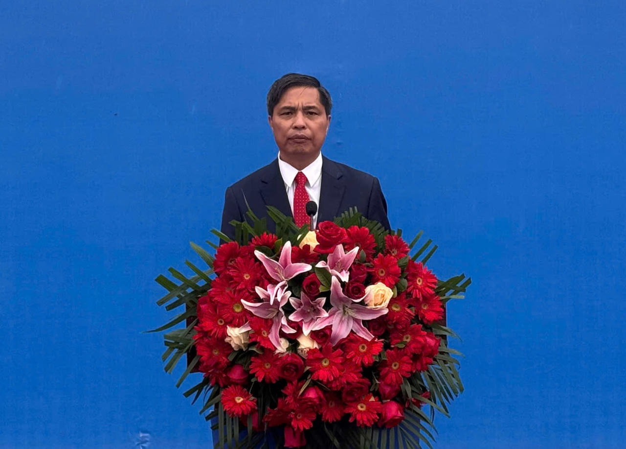 Ông Vũ Văn Diện - Phó Chủ tịch Thường trực UBND tỉnh Quảng Ninh phát biểu tại buổi lễ.