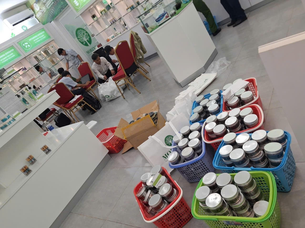 Các mặt hàng không rõ nguồn gốc