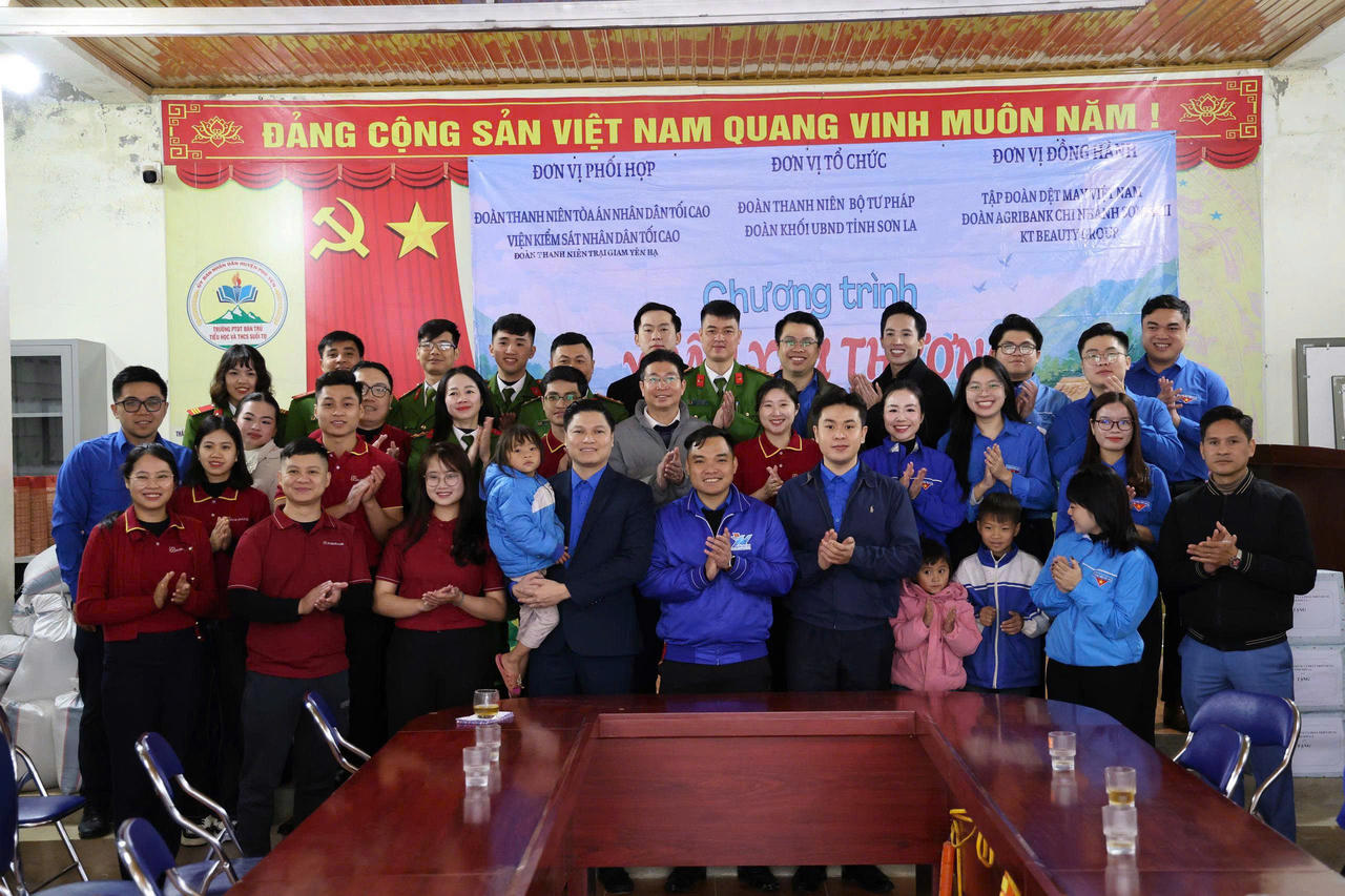 “Xuân yêu thương - Tết ấm vùng cao” hành trình Tết ấm tại Suối Tọ