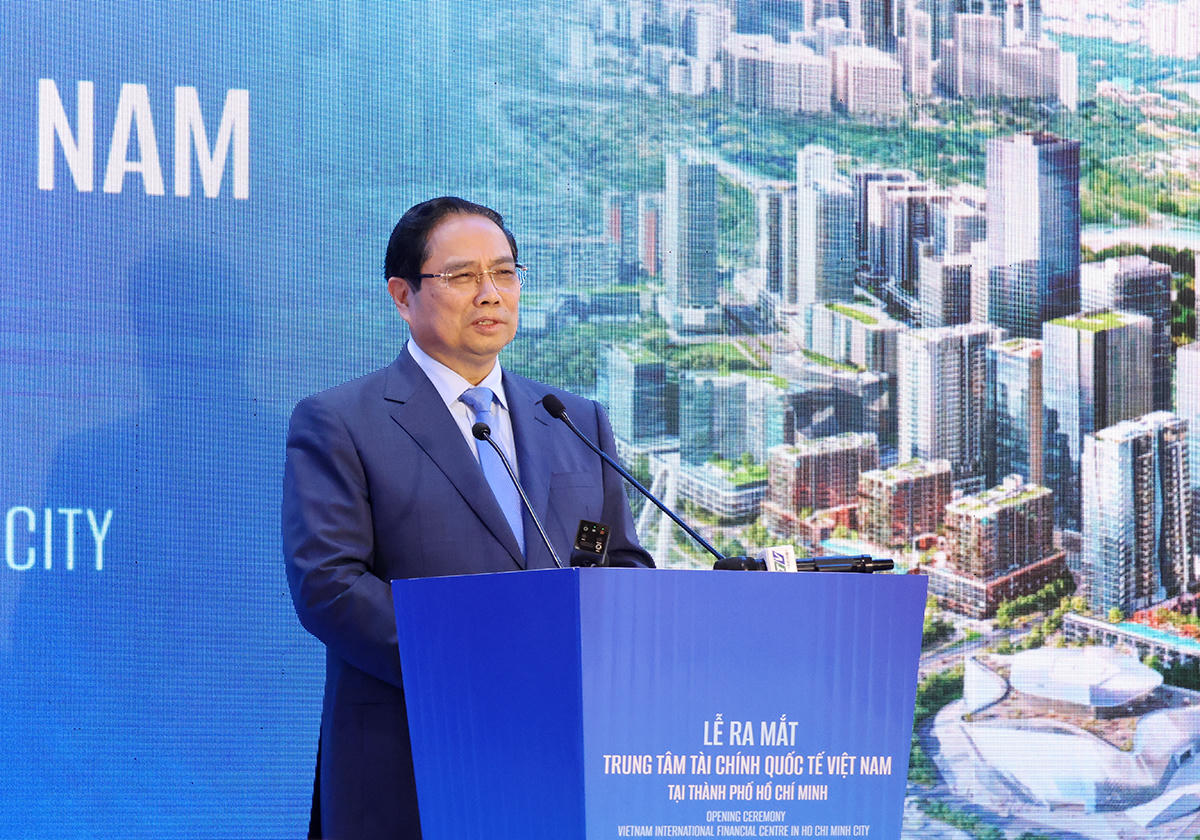 Thủ tướng Phạm Minh Chính khẳng định, việc xây dựng Trung tâm Tài chính Quốc tế tại TP HCM và Đà Nẵng là yêu cầu thực tiễn, lựa chọn chiến lược.