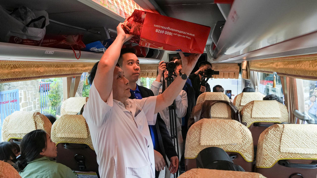 Mỗi chuyến xe sẽ là nhịp cầu yêu thương, đưa người bệnh trở về trong vòng tay gia đình để đón một mùa xuân trọn vẹn.&nbsp;