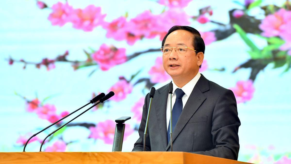 Trưởng Ban Tuyên giáo và Dân vận Trung ương phát biểu chúc Tết Đảng bộ, chính quyền và Nhân dân các dân tộc tỉnh Tuyên Quang. (Ảnh: Thanh Phúc)