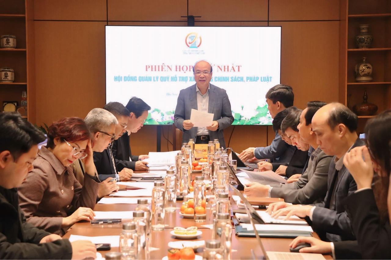 Phiên họp thứ nhất Hội đồng quản lý Quỹ hỗ trợ xây dựng chính sách, pháp luật