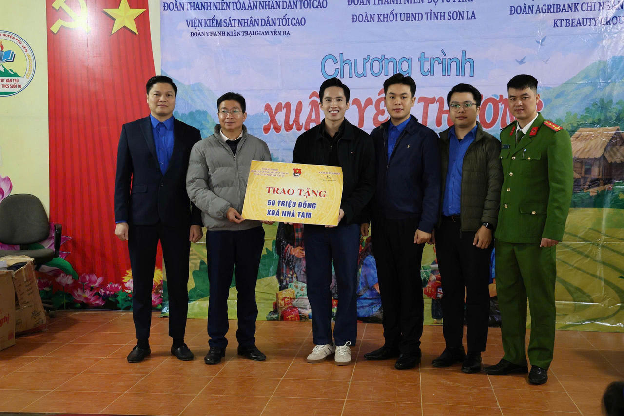 “Xuân yêu thương - Tết ấm vùng cao” hành trình Tết ấm tại Suối Tọ