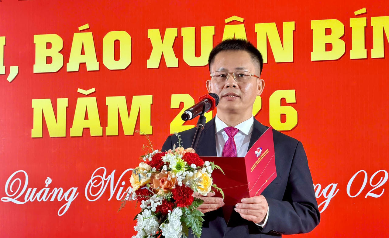 Ông Đỗ Ngọc Hà - Phó Chủ tịch Thường trực Hội Nhà báo tỉnh Quảng Ninh phát biểu tại Hội Báo Xuân Bính Ngọ 2026.