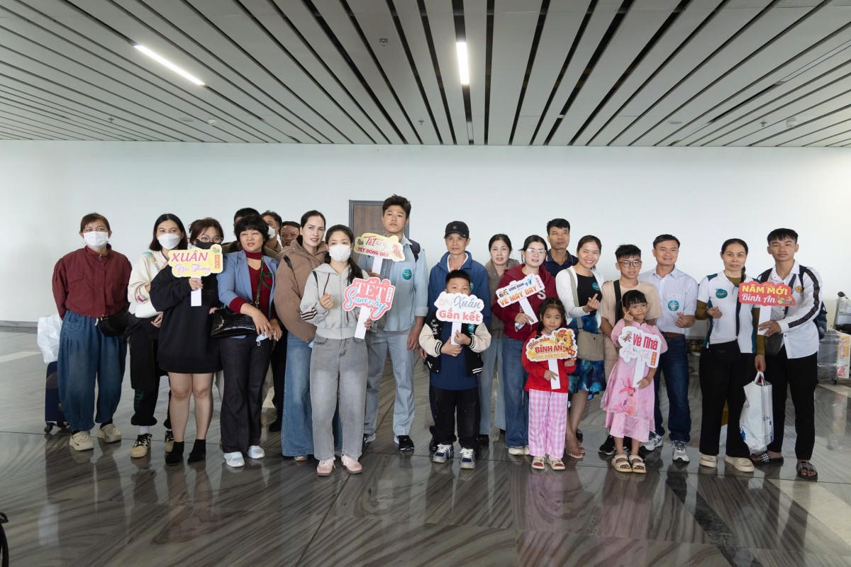 Niềm vui của đoàn viên, người lao động tham gia “Chuyến bay Công đoàn - Xuân 2026”.