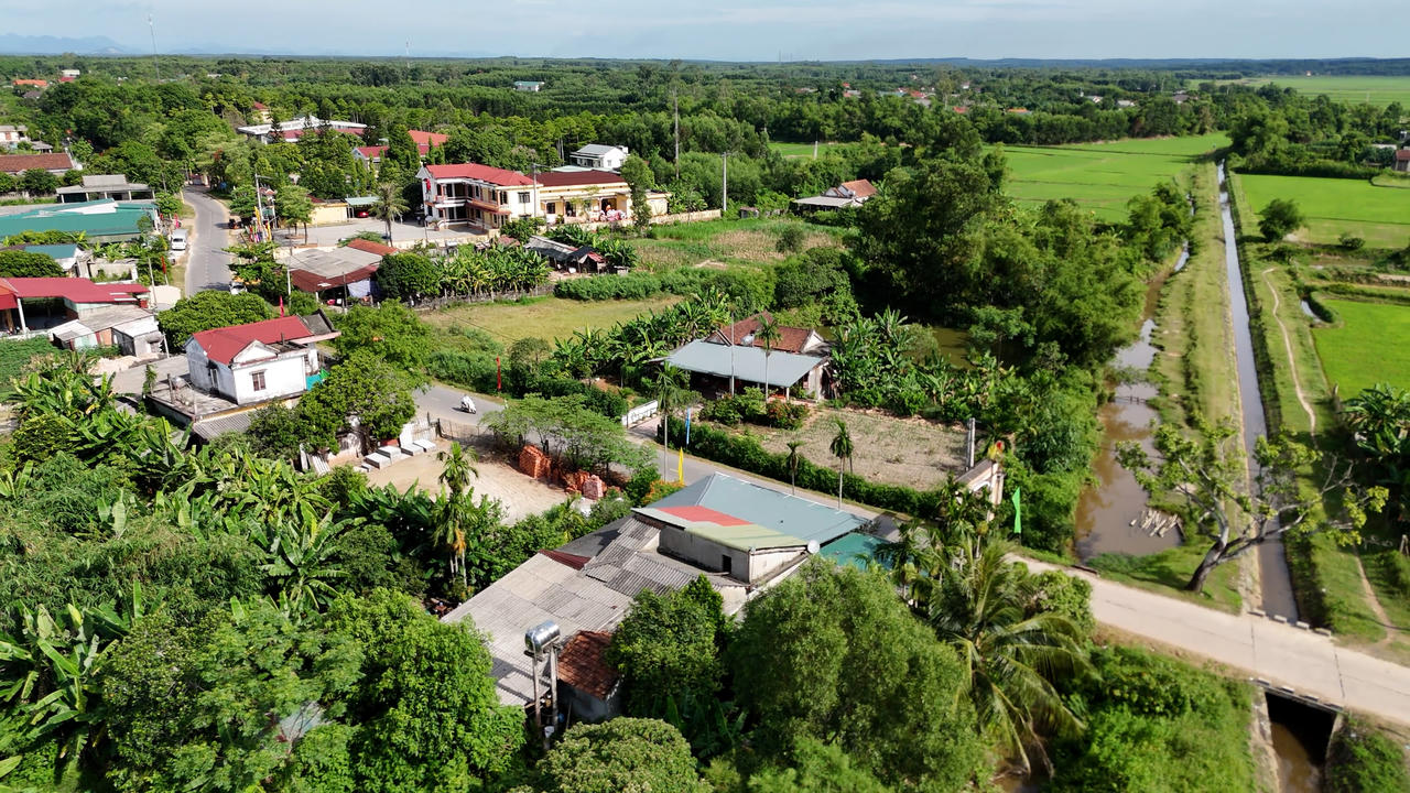 Hạ tầng nông thôn xã Vĩnh Linh được đầu tư đồng bộ, hướng tới nâng cao chất lượng sống của người dân.