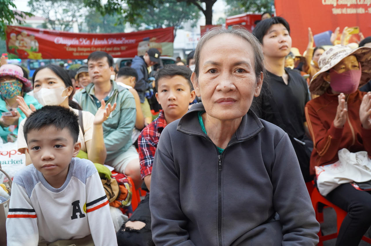 Bà T. T. Can sau 7 năm đã được về quê