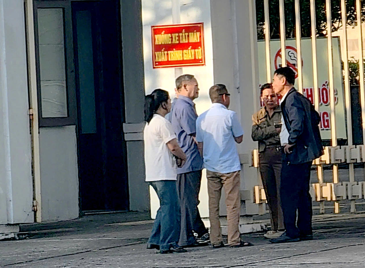 Người thân của các bị can trong vụ án rất mong một cách giải quyết có tâm, có tầm.