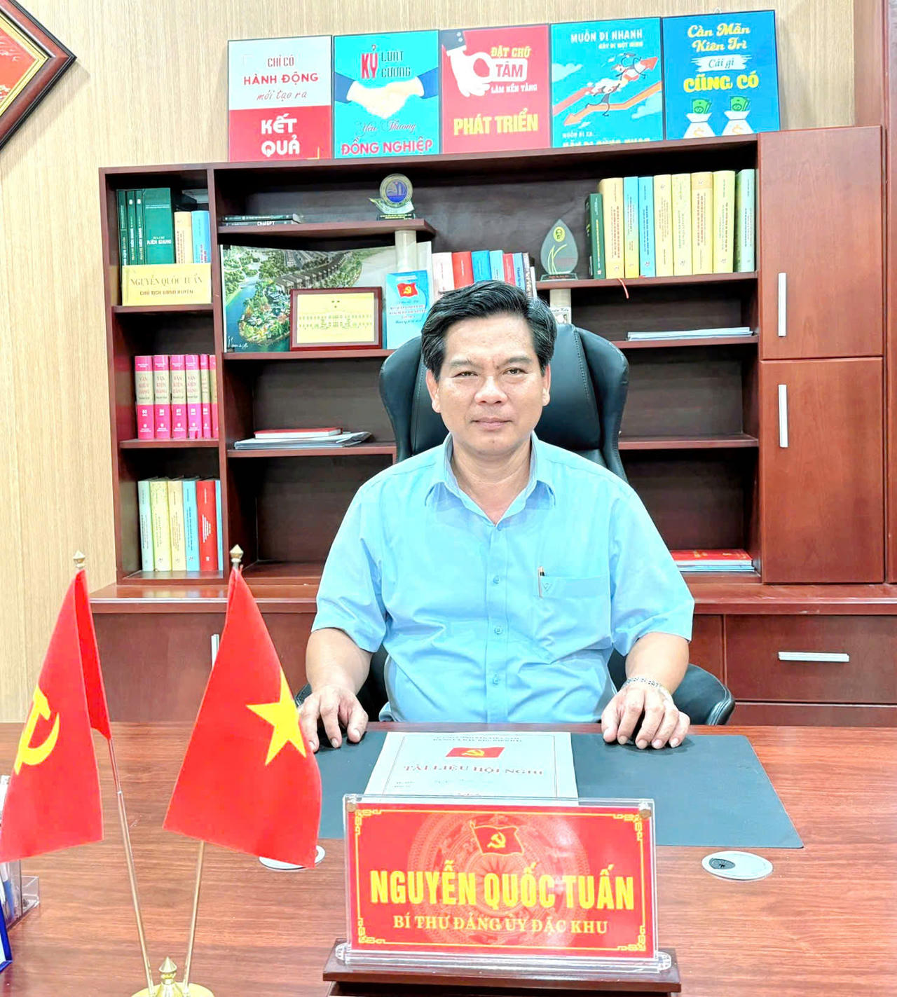 Ông Nguyễn Quốc Tuấn, Bí thư Đảng ủy Đặc khu Kiên Hải cho biết, năm 2026 đặc khu sẽ tập trung phát triển kinh tế dựa trên nền tảng đổi mới sáng tạo và chuyển đổi số, khai thác hiệu quả tiềm năng lợi thế vùng biển đảo gắn với bảo vệ chủ quyền