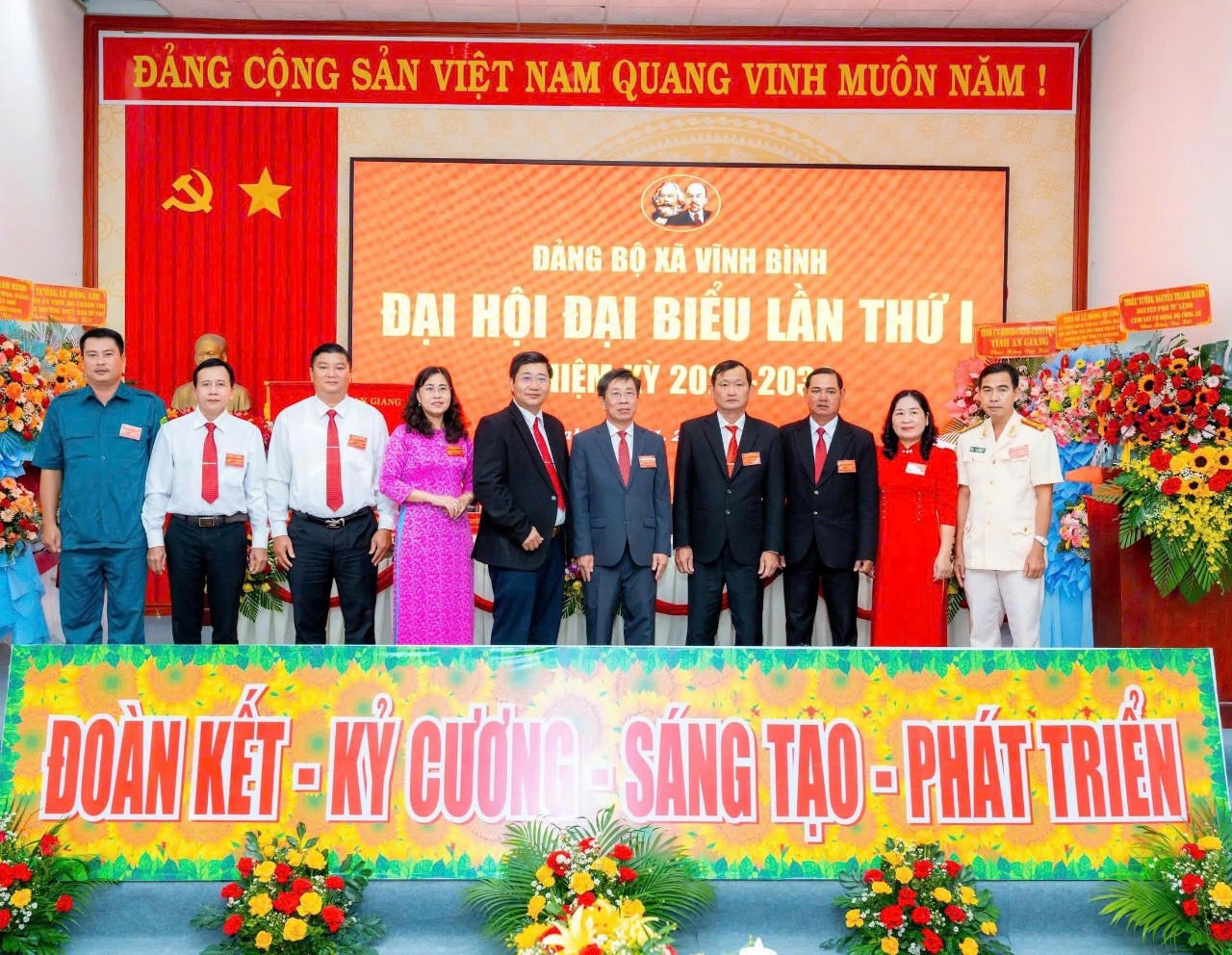Đại hội đại biểu Đảng bộ xã Vĩnh Bình lần thứ I, nhiệm kỳ 2025 - 2030, tạo khí thế mới cho toàn Đảng bộ.