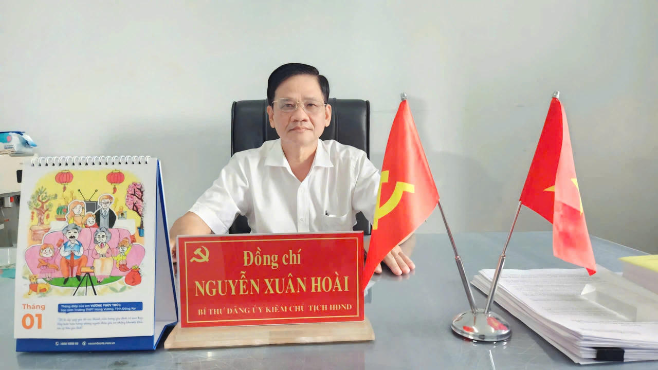 Ông Nguyễn Xuân Hoài - Bí thư Đảng ủy xã Vĩnh Tuy.