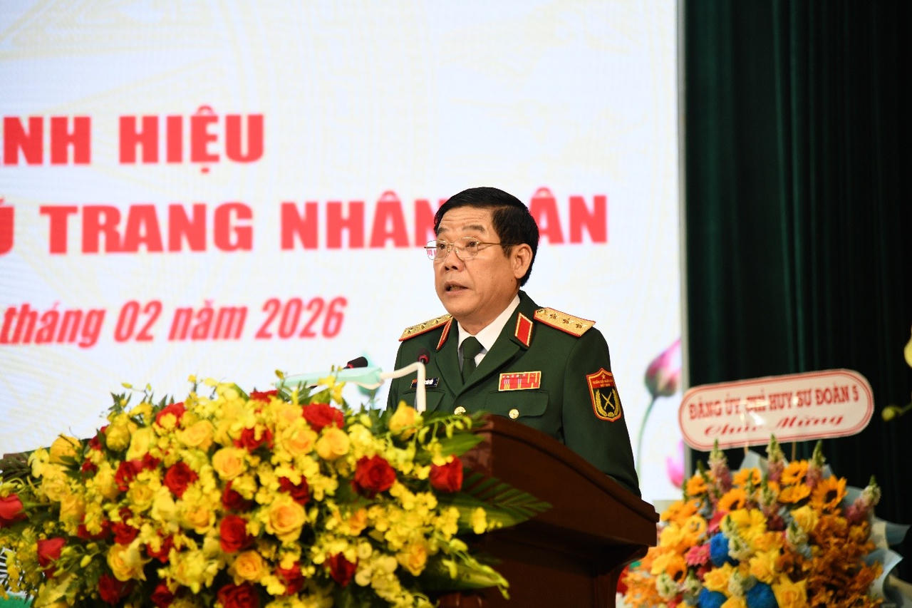 Thượng tướng Nguyễn Văn Gấu phát biểu tại buổi lễ. (Ảnh: Thu Hoài)