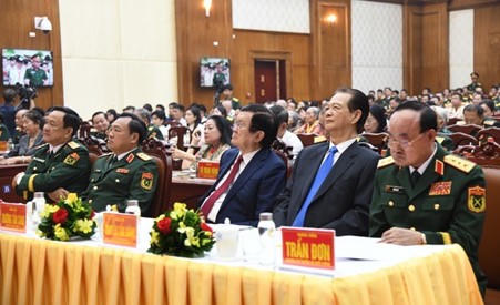 Nguyên Chủ tịch nước Trương Tấn Sang, nguyên Thủ tướng Chính phủ Nguyễn Tấn Dũng dự buổi lễ. (Ảnh: Thu Hoài)