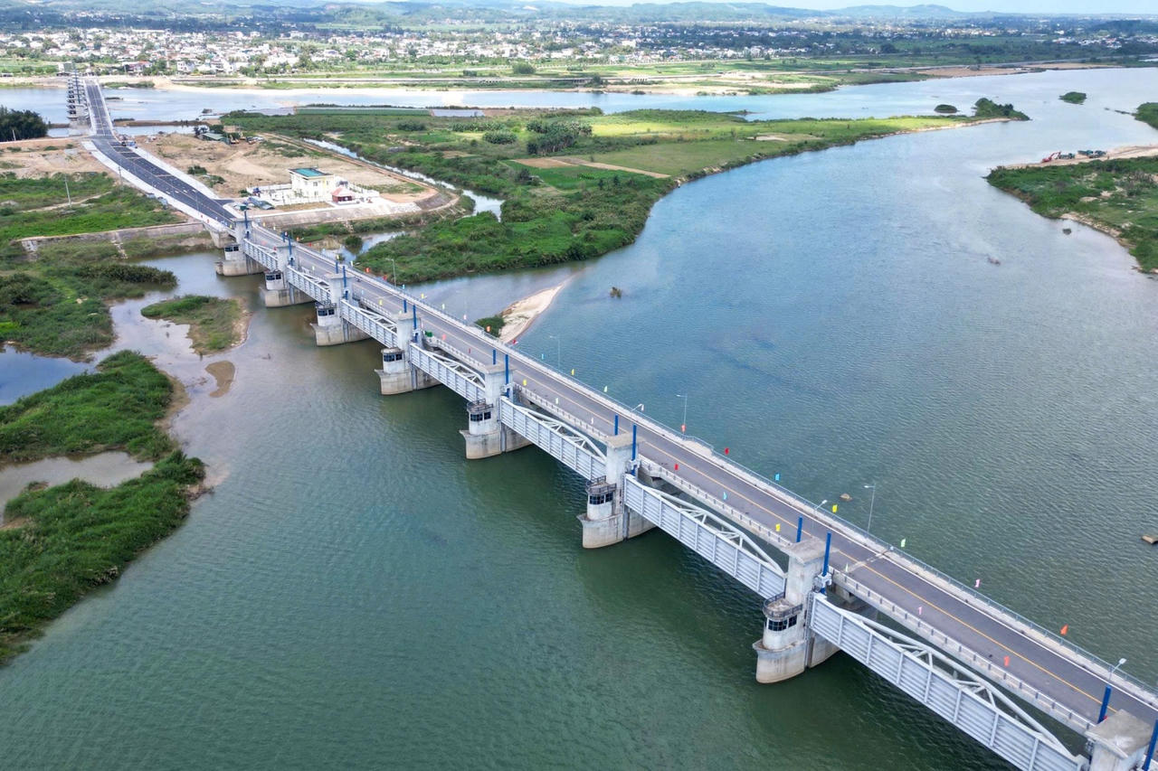 Thông xe đập dâng hạ lưu sông Trà Khúc, tăng kết nối giao thông đôi bờ Quảng Ngãi