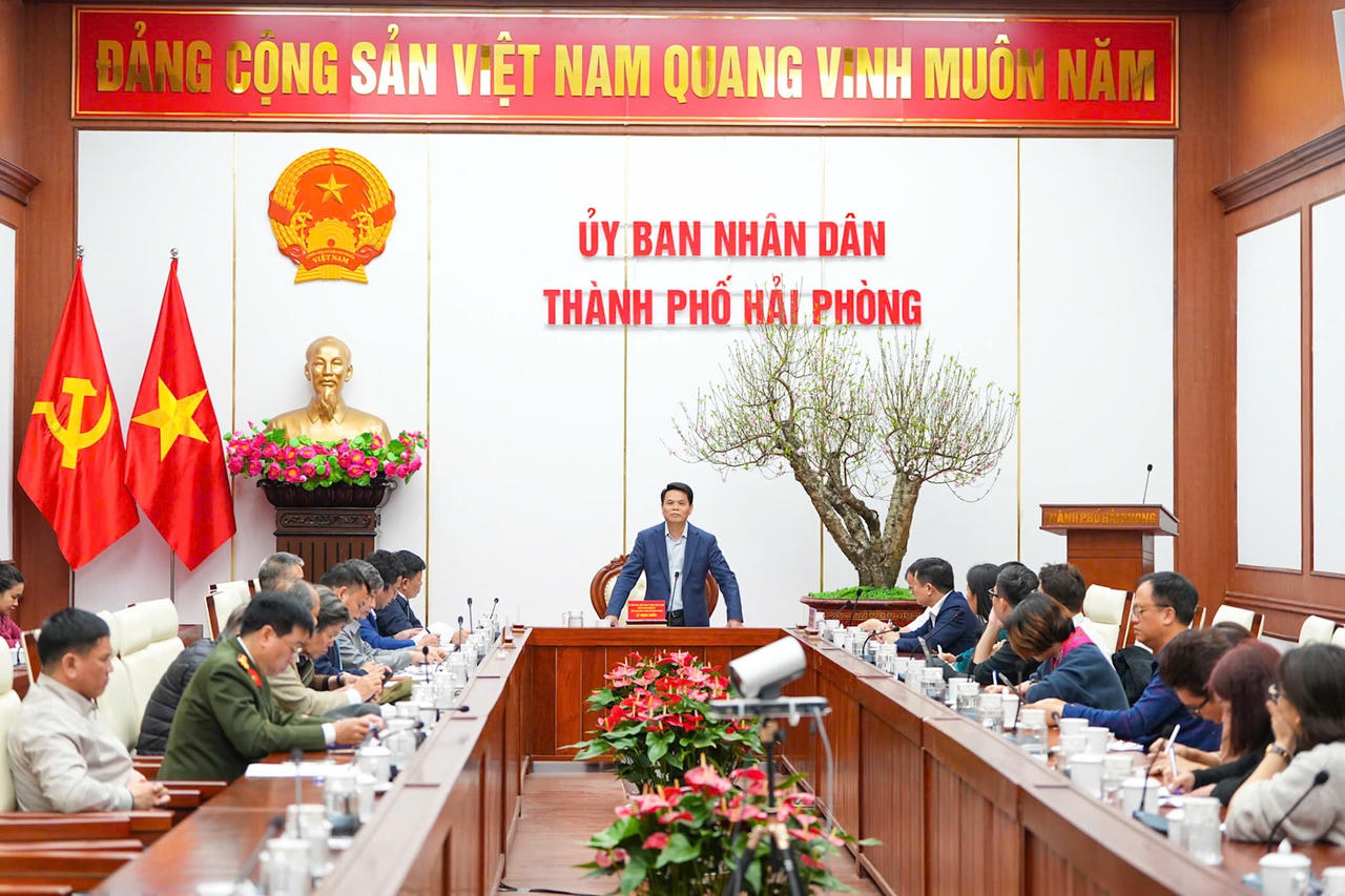 Lãnh đạo TP yêu cầu các đơn vị tiếp tục rà soát các phương án&nbsp;bảo đảm an ninh trật tự, an toàn giao thông để chương trình diễn ra trang trọng, an toàn.