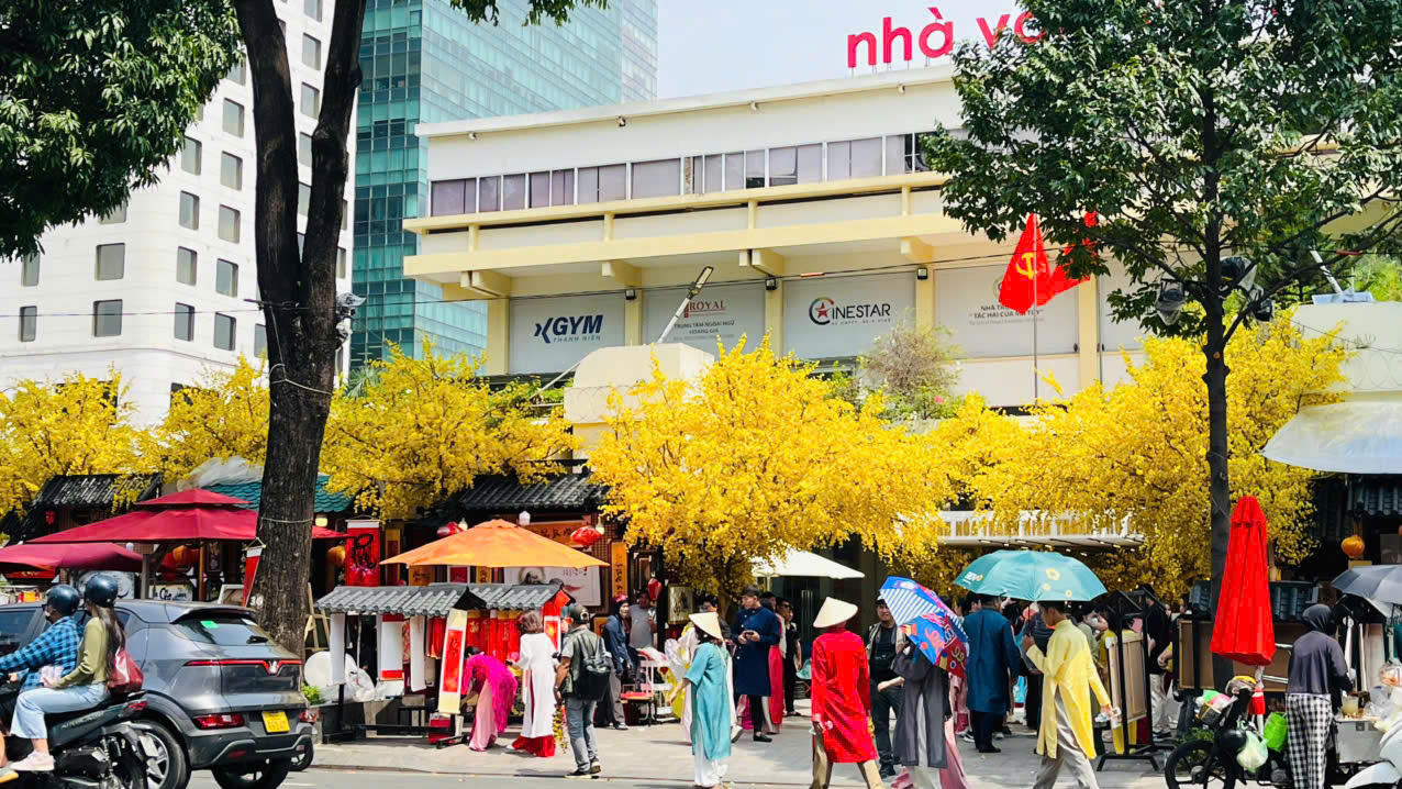 Du xuân giữa lòng TP. Hồ Chí Minh