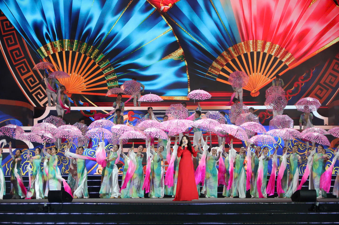 Hải Phòng: Rực rỡ đêm nghệ thuật chào Xuân Bính Ngọ 2026