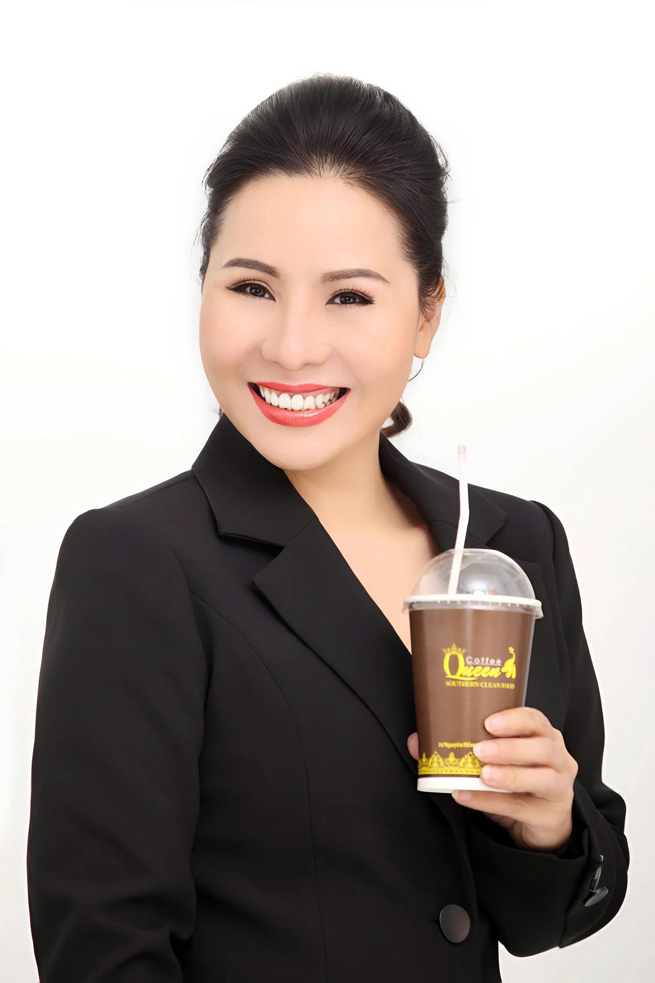 Trò chuyện ngày đầu năm mới với CEO QUEEN Coffee Ngô Thị Kim Chi