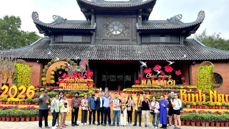 Ninh Bình: Chùa Bái Đính, đền Trần, khu du lịch Thung Ui đón khách đầu năm mới Bính Ngọ 2026