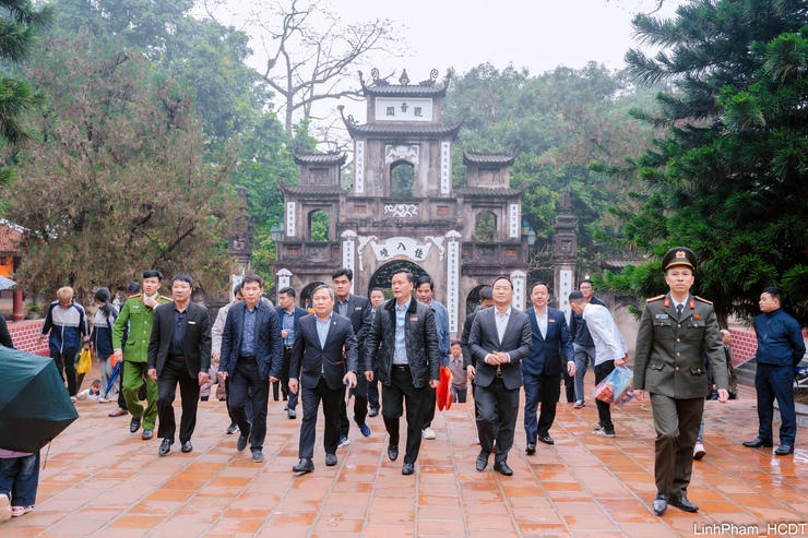 Chủ tịch UBND TP Hà Nội kiểm tra công tác chuẩn bị Lễ hội Chùa Hương 2026