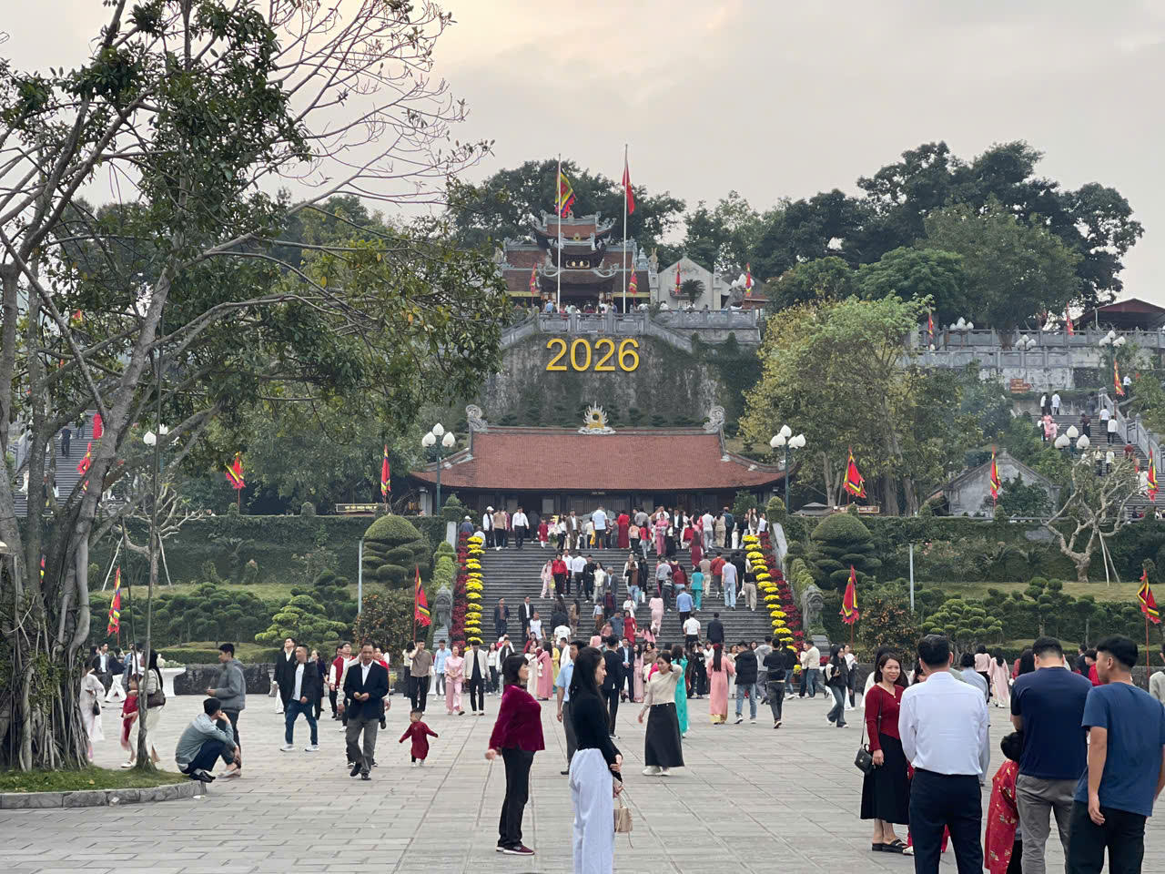 Ngành du lịch Quảng Ninh đón tín hiệu tích cực từ những ngày đầu năm Bính Ngọ 2026.