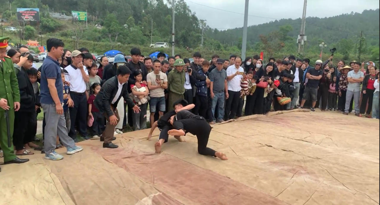 Hà Tĩnh khai màn Năm Du lịch 2026 bằng Lễ hội chùa Hương Tích linh thiêng