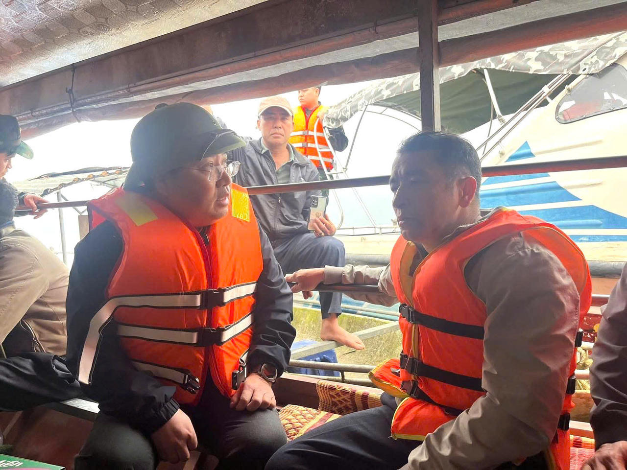 Chủ tịch UBND tỉnh Lào Cai Nguyễn Tuấn Anh trực tiếp chỉ đạo công tác tìm kiếm, cứu nạn.