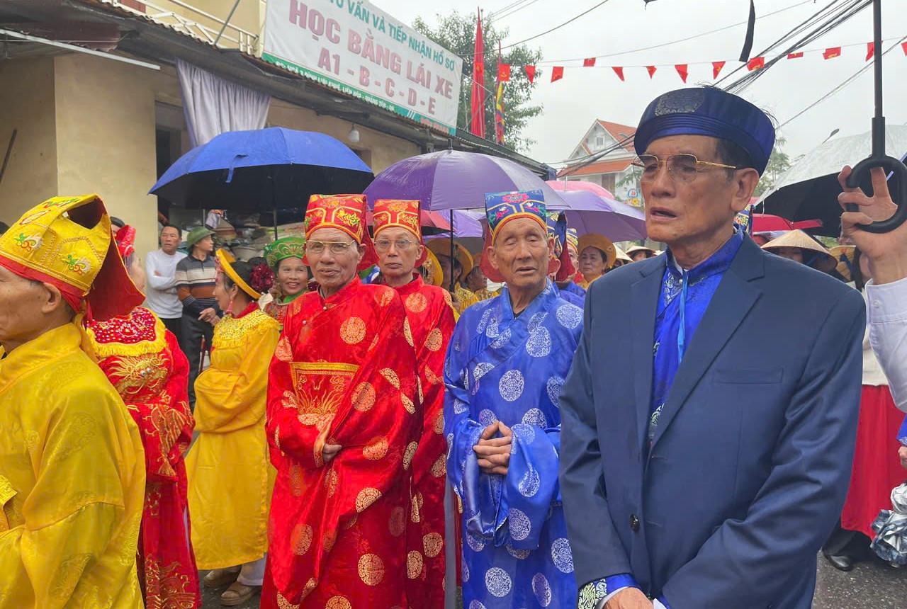 Đình Lưu Khê - Điểm tựa tinh thần hơn 200 năm tại đảo Hà Nam