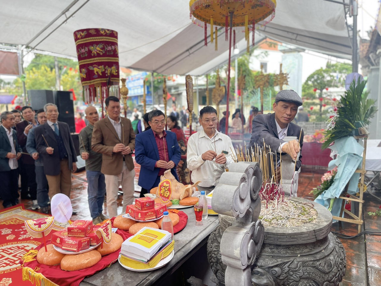 Đình Lưu Khê - Điểm tựa tinh thần hơn 200 năm tại đảo Hà Nam