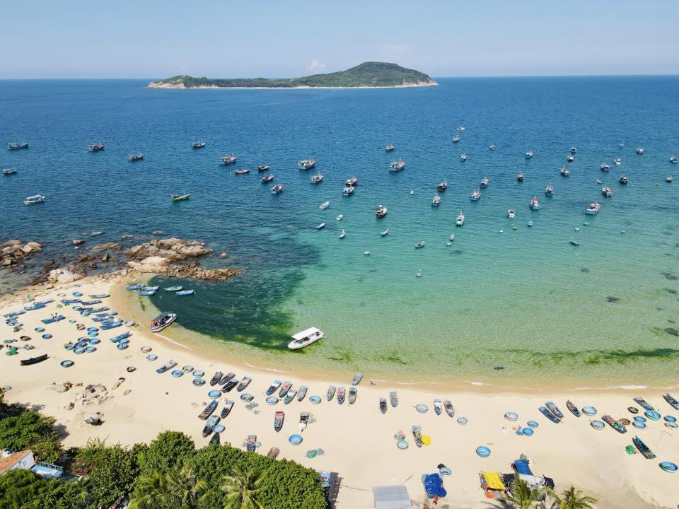 Một góc làng ven biển tại phía Đông Đắk Lắk