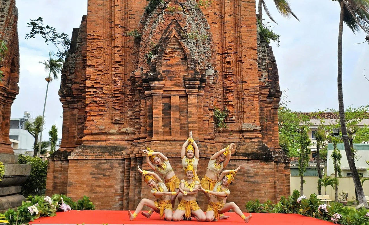 Khách quốc tế đến Gia Lai tăng mạnh dịp Tết Nguyên đán