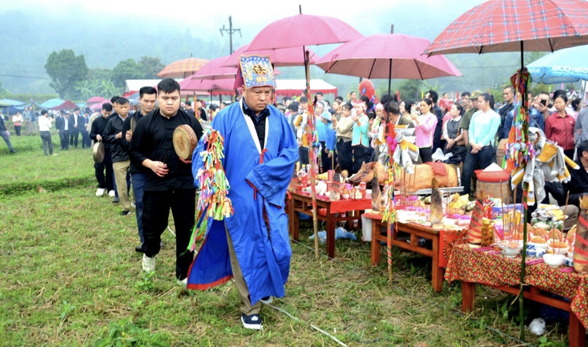 Lễ hội không chỉ mang ý nghĩa tâm linh, cầu cho quốc thái dân an, mùa màng bội thu mà còn là dịp để tôn vinh giá trị của lao động sản xuất nông nghiệp, tri ân đất trời, tổ tiên; đồng thời tăng cường tinh thần đoàn kết, gắn bó trong cộng đồng dân cư.