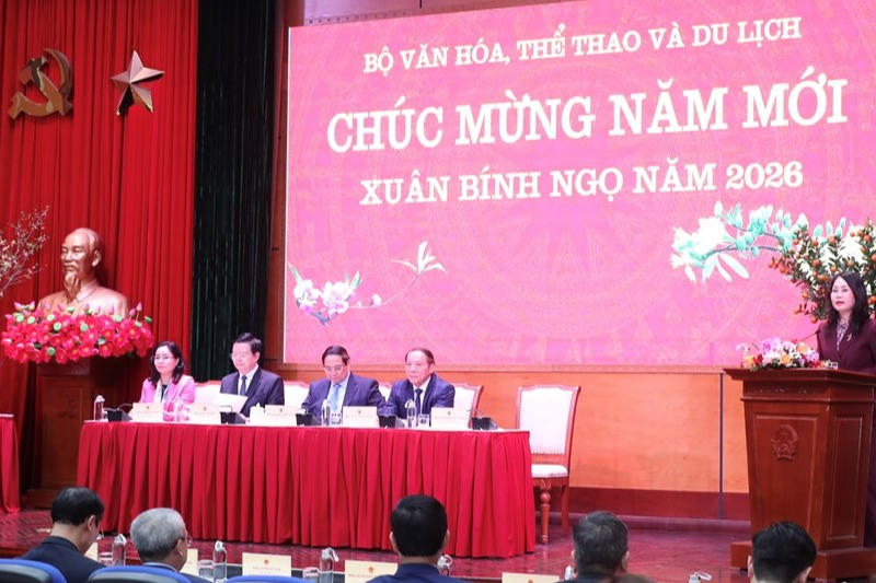 Thủ tướng Chính phủ Phạm Minh Chính thăm, chúc Tết và làm việc với Bộ Văn hóa, Thể thao và Du lịch