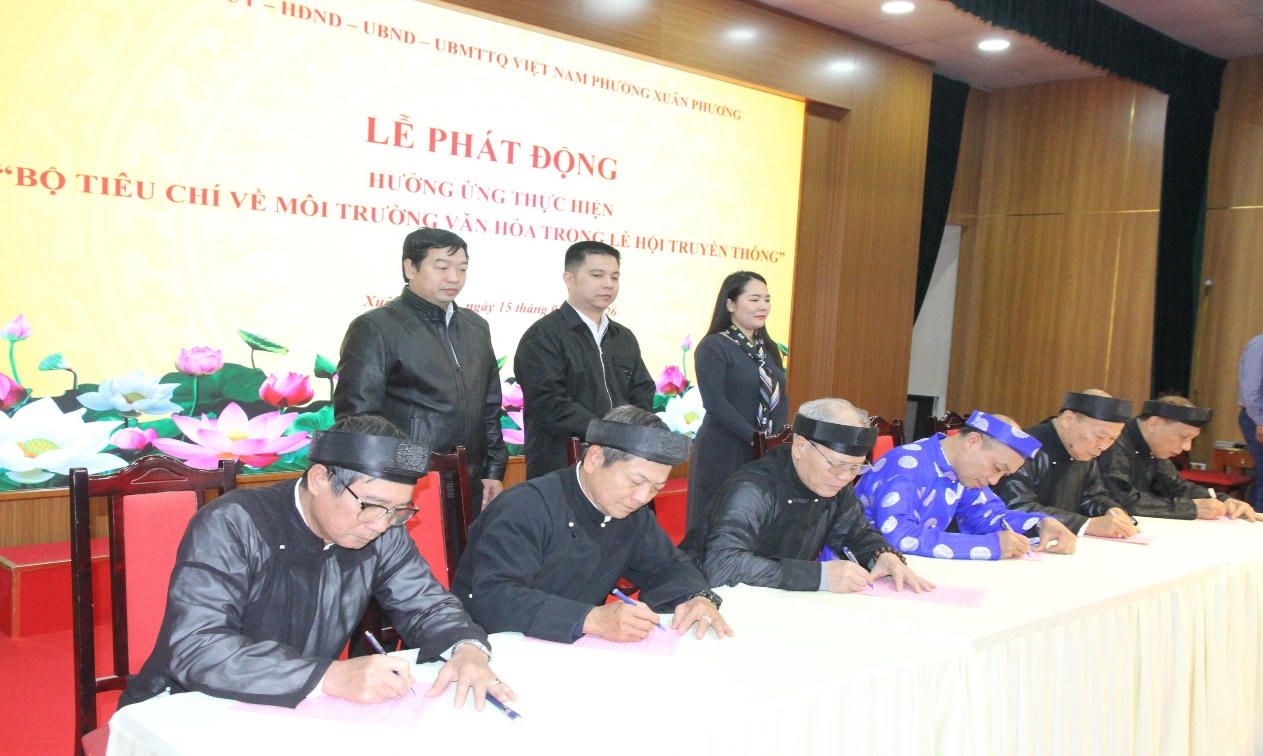 UBND phường Xuân Phương tổ chức lễ Phát động hưởng ứng “Bộ tiêu chí về môi trường văn hóa trong lễ hội truyền thống”