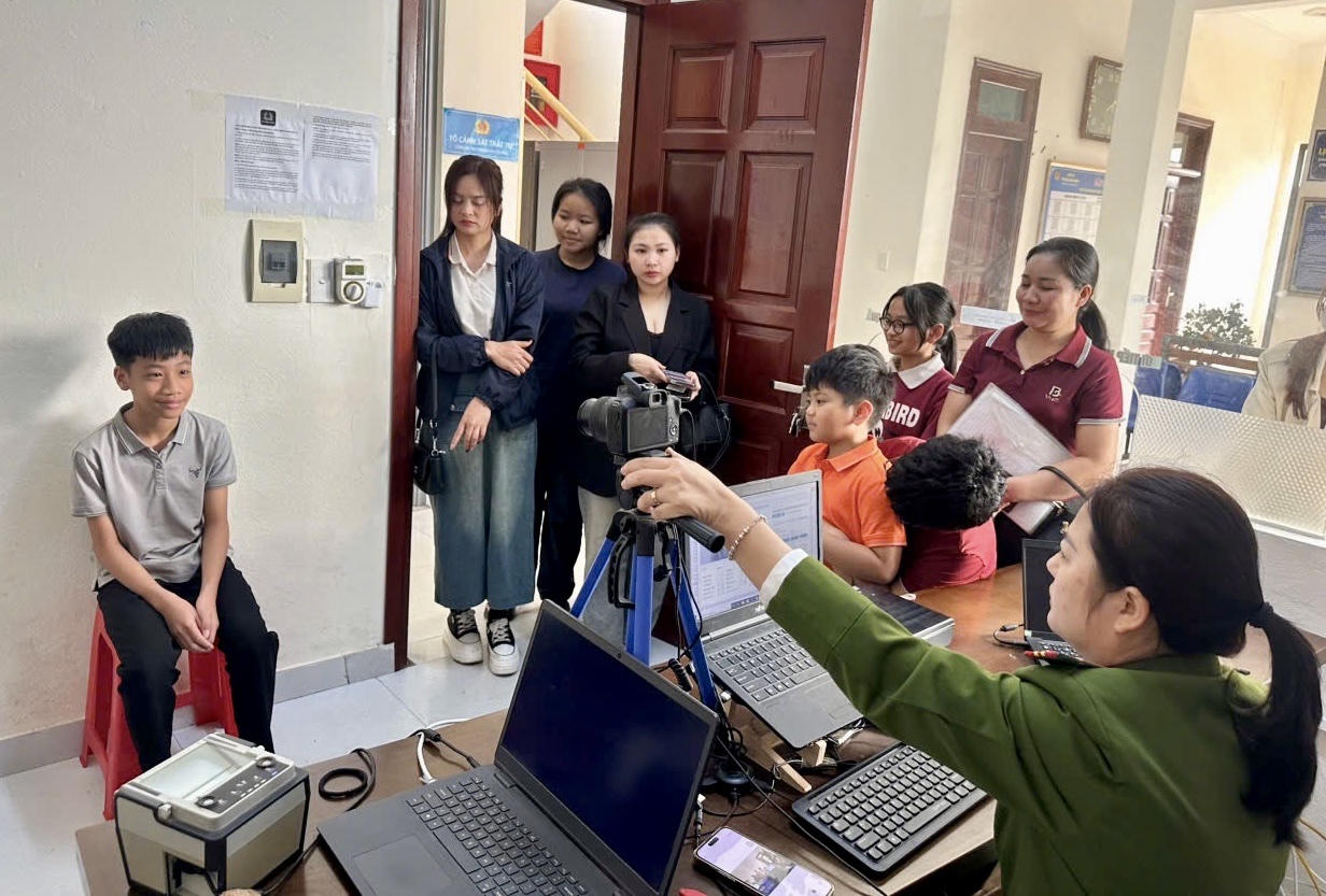 Những “chiến sĩ không nghỉ Tết”, tất cả vì quyền lợi của Nhân dân