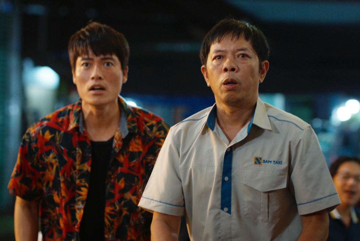 Thái Hòa và Võ Tấn Phát trong phim. Ảnh: ĐPCC