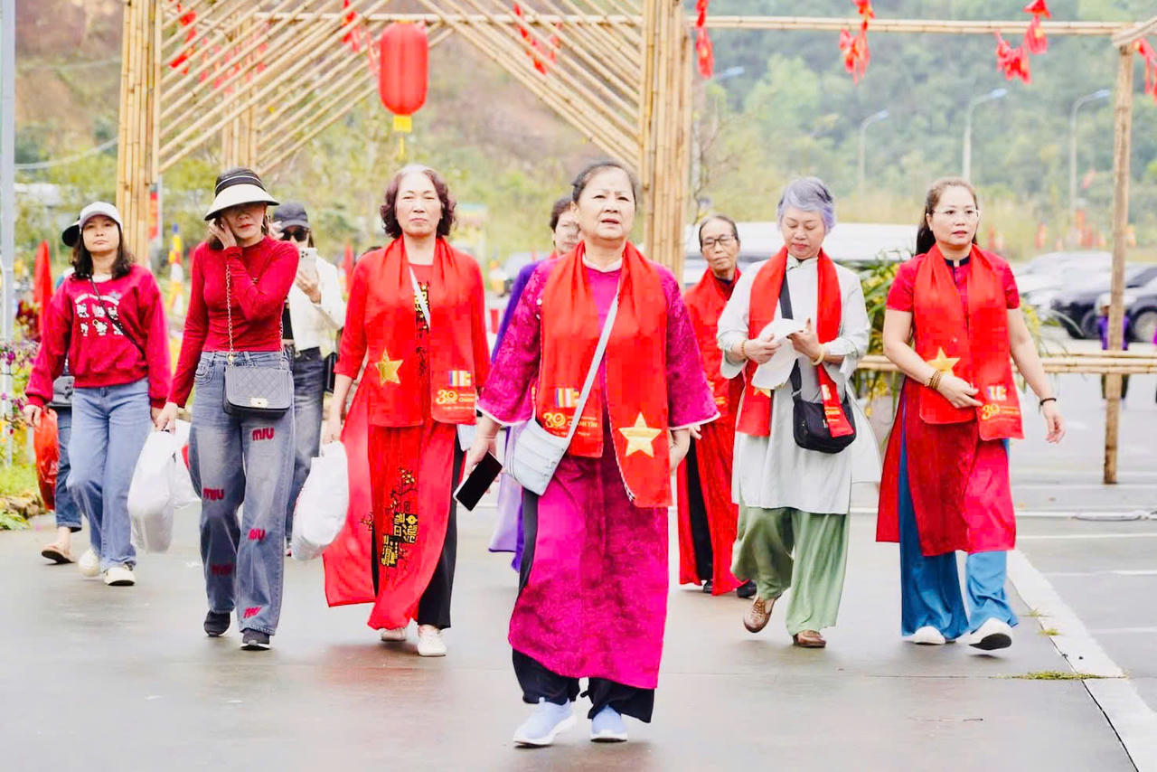 Quảng Ninh: Khai hội Xuân Ngọa Vân 