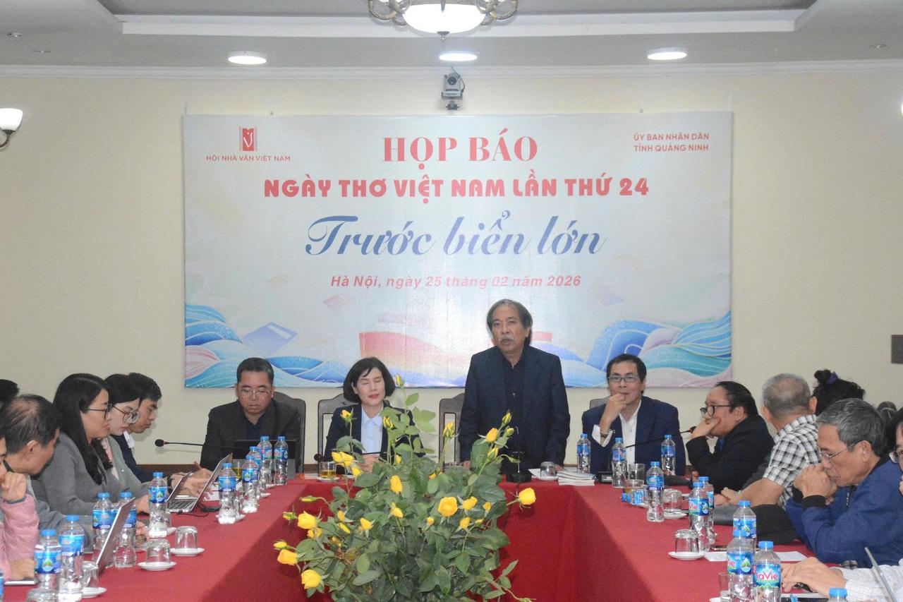 Ngày thơ Việt Nam lần thứ 24: 50 câu thơ hay về biển sẽ được trình bày trên các cánh buồm thơ