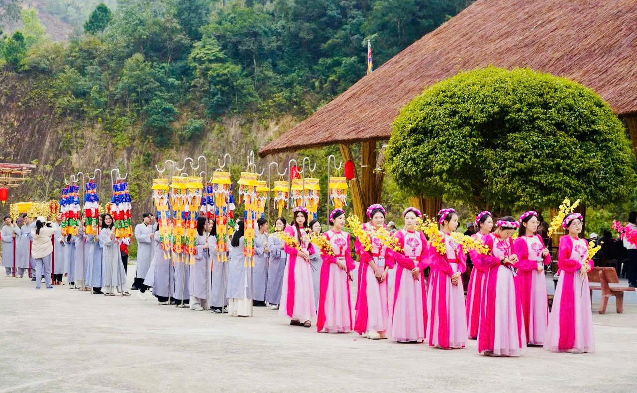 Quảng Ninh: Khai hội Xuân Ngọa Vân 