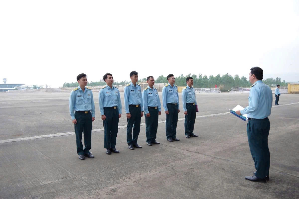 Các đơn vị tiến hành giao nhiệm vụ cho các bộ phận làm công tác chuẩn bị.