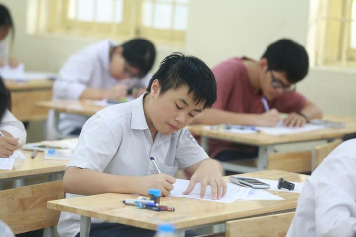 Hà Nội sắp khảo sát chất lượng học sinh lớp 11, 12