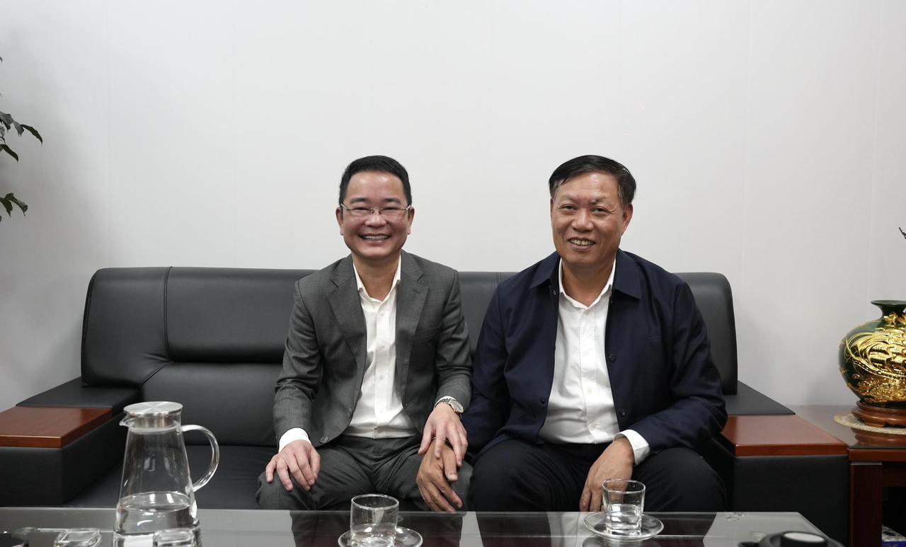 Thứ trưởng Bộ Y tế Đỗ Xuân Tuyên gửi lời cảm ơn đến Báo Pháp luật Việt Nam